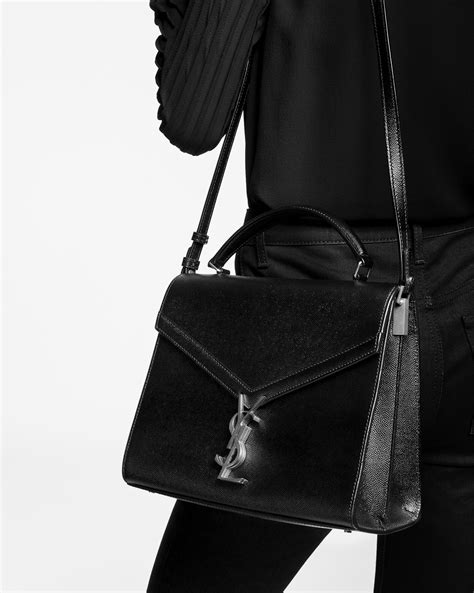 saint laurent BORSA CASSANDRA MEDIA available on www .